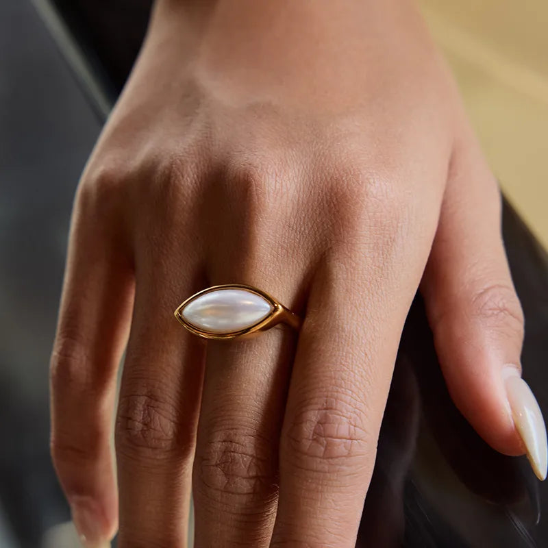 Pearl-Plated Oval Ring