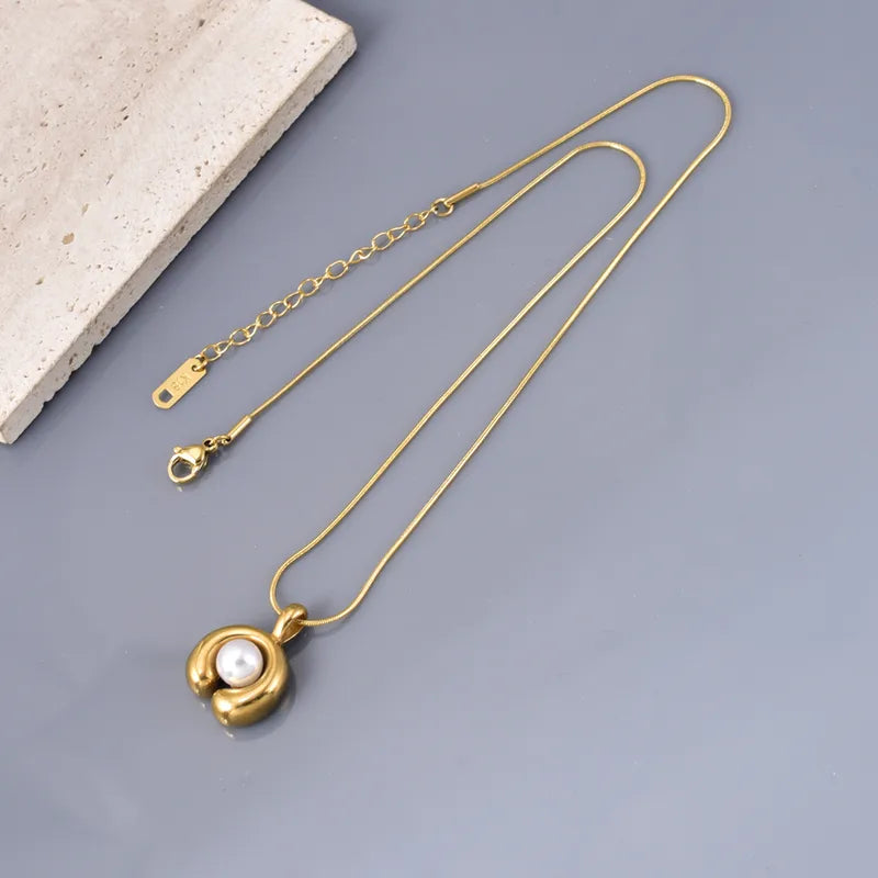 Pearl Embrace Pendant Necklace