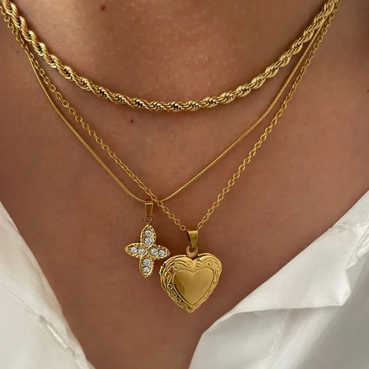 Golden Layers Necklace Set